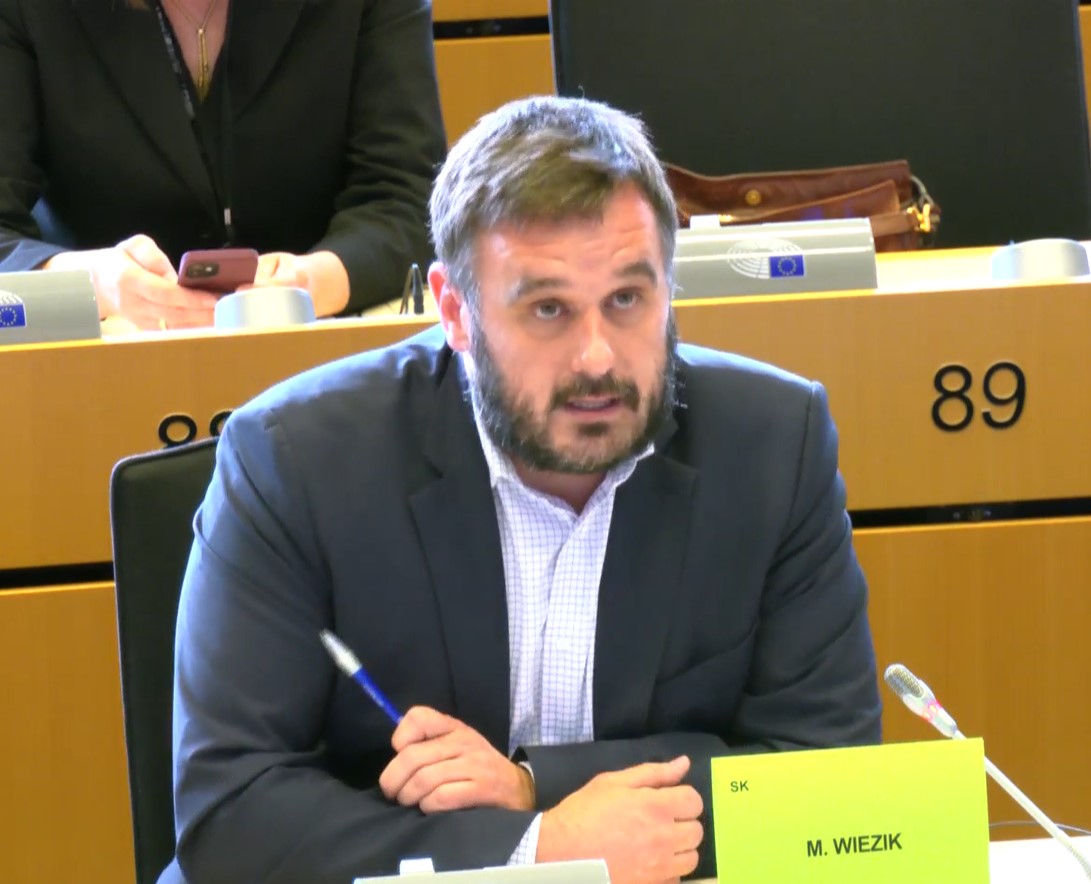 Wiezik: EP sleduje stíhanie Slovákov zapojených do podvodov s agrodotáciami