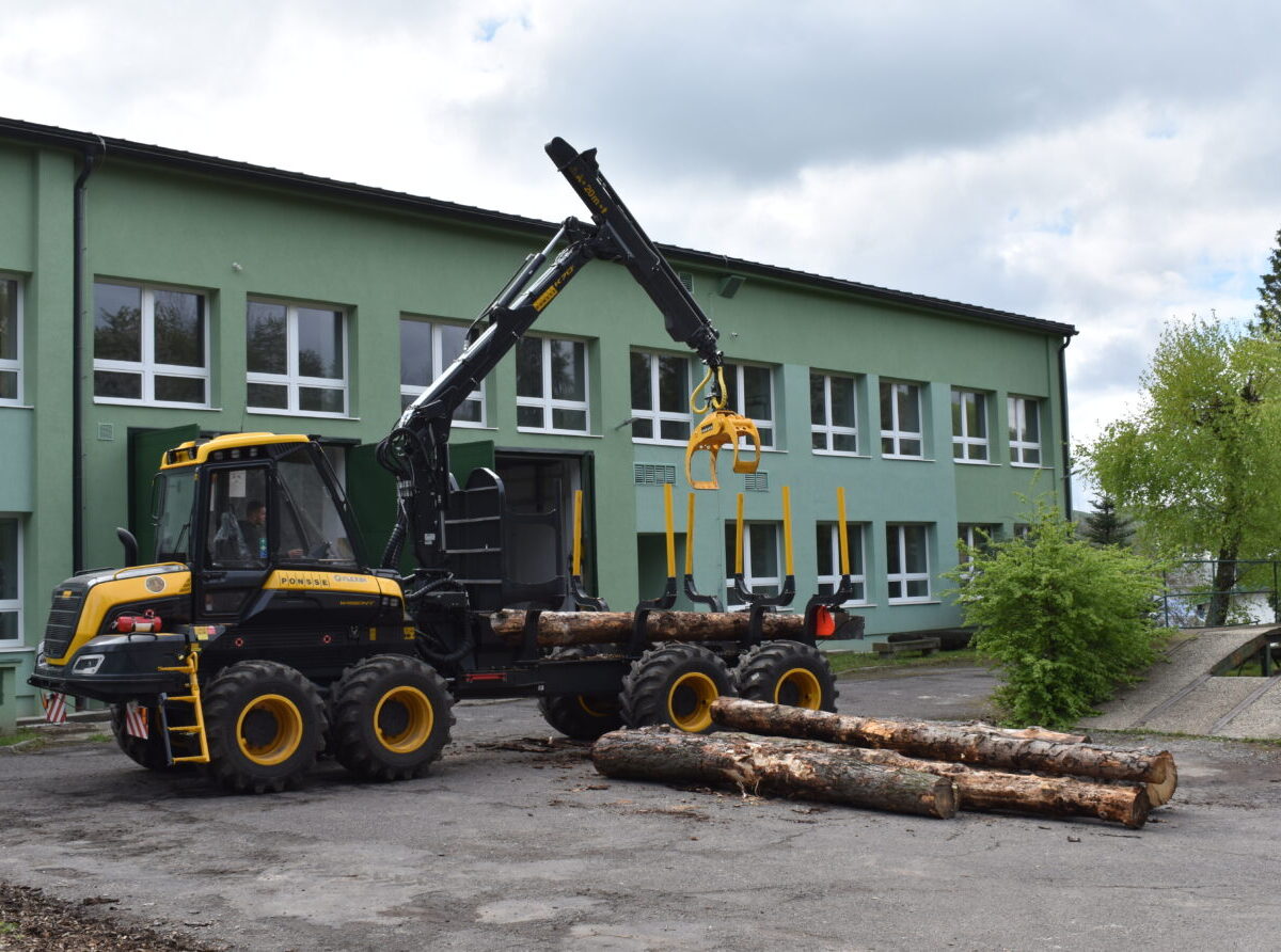 Hlina podal trestné oznámenie na Lesy SR pre podozrenia z machinácií