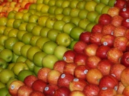 Žiaci zatiaľ lacné ovocie a zeleninu nejedia, chýbajú dodávatelia