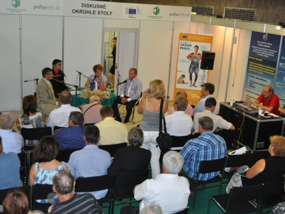 AGROKOMPLEX: Program Diskusných okrúhlych stolov